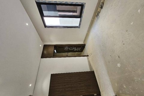 Villa de 5 chambres à Riyadh, Saudi Arabia No. 60341 13