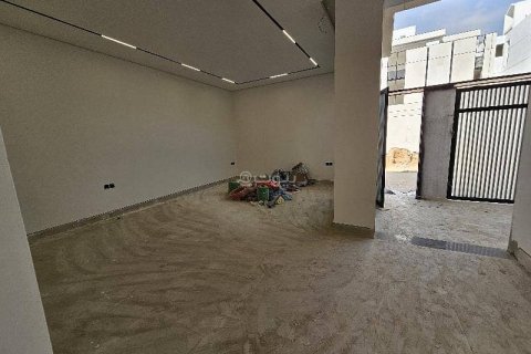 Villa de 5 chambres à Riyadh, Saudi Arabia No. 60341 5