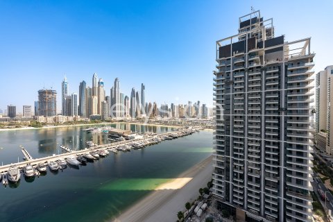 1 bedroom Apartment in EMAAR Beachfront, UAE No. 64908