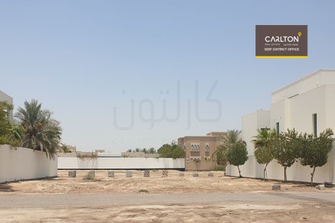 Land de 930m² en Bani Jamra, Bahrain No. 66936 9