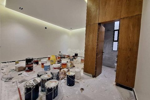 Villa de 4 chambres à Riyadh, Saudi Arabia No. 67388 16