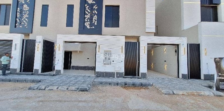 Villa de 4 chambres à Riyadh, Saudi Arabia No. 67388
