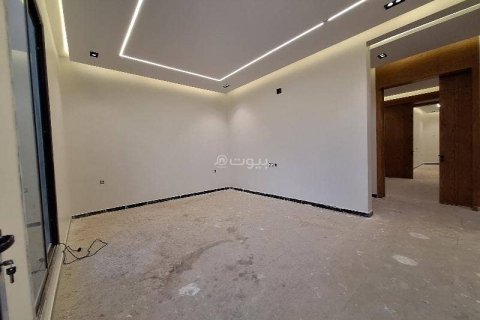 Villa de 4 chambres à Riyadh, Saudi Arabia No. 67388 4