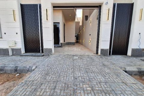 Villa de 4 chambres à Riyadh, Saudi Arabia No. 67388 3