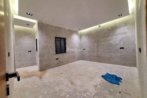 Villa de 4 chambres à Riyadh, Saudi Arabia No. 67388 14