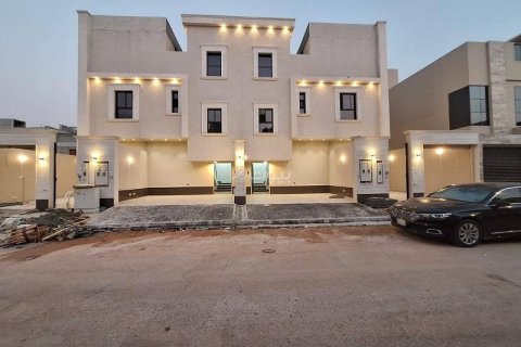 3 bedrooms Apartment in Riyadh, Saudi Arabia No. 67393