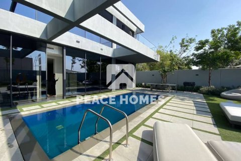 Villa de 4 dormitorios en Masaar 1 Azalea Tilal City, UAE No. 11291 5