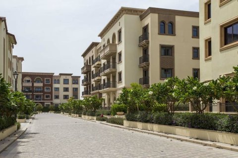 QAMAR APARTMENTS в Madinat Badr, ОАЭ №69333