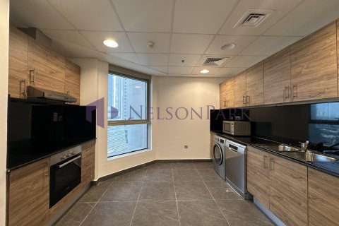3 bedrooms Apartment in Doha, Qatar No. 57524 12