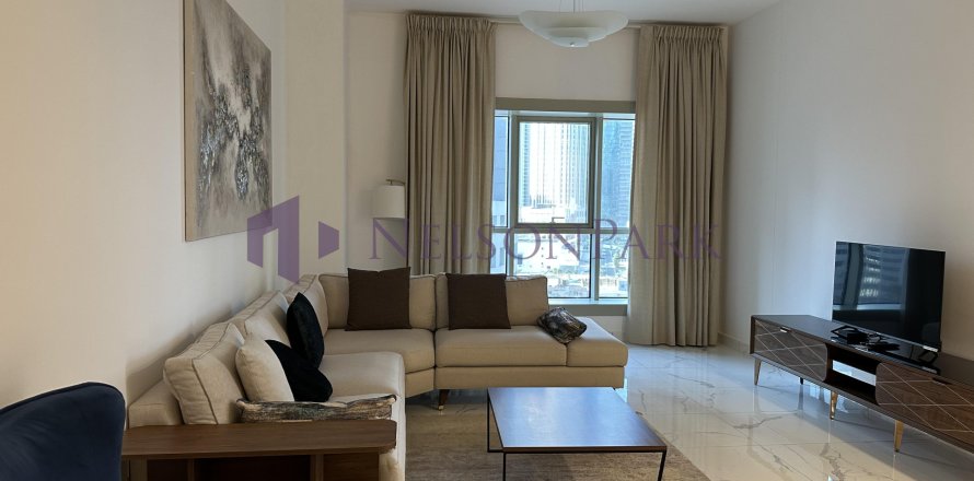 3 bedrooms Apartment in Doha, Qatar No. 57524