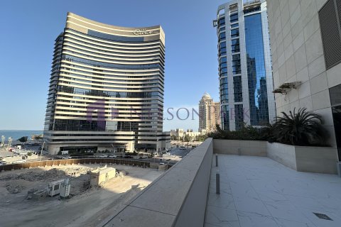 3 bedrooms Apartment in Doha, Qatar No. 57524 18