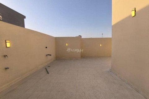 Villa de 5 chambres à Riyadh, Saudi Arabia No. 99469 22