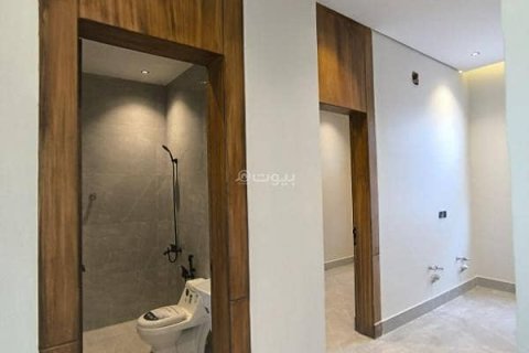 Villa de 5 chambres à Riyadh, Saudi Arabia No. 99469 21