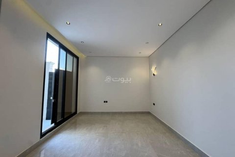 Villa de 5 chambres à Riyadh, Saudi Arabia No. 99465 10