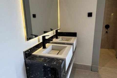 Villa de 5 chambres à Riyadh, Saudi Arabia No. 99465 12