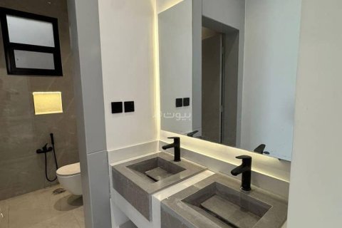 Villa de 5 chambres à Riyadh, Saudi Arabia No. 99465 15