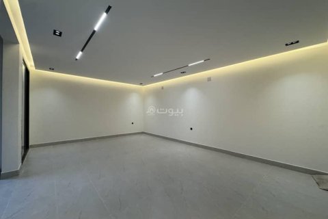 Villa de 4 chambres à Riyadh, Saudi Arabia No. 99467 7