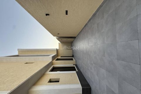 Villa de 4 chambres à Riyadh, Saudi Arabia No. 99467 12