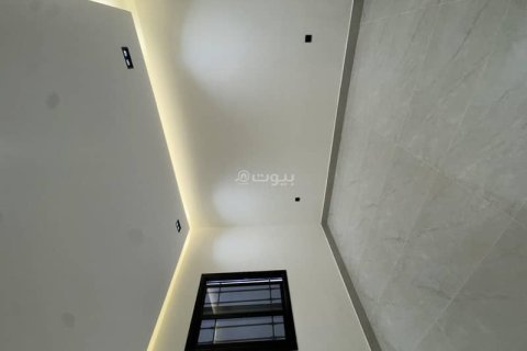 Villa de 4 chambres à Riyadh, Saudi Arabia No. 99467 26