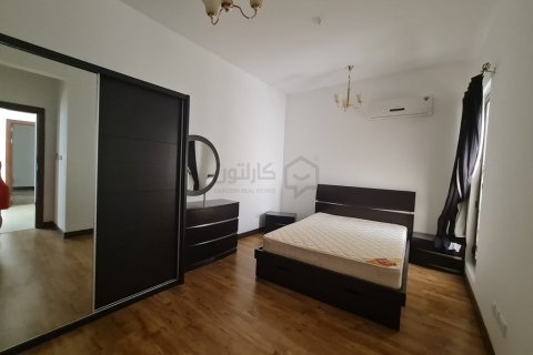 Villa de 5 dormitorios en Al Dair, Bahrain No. 61878 4