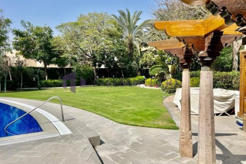Villa de 5 chambres à Doha, Qatar No. 58379 30