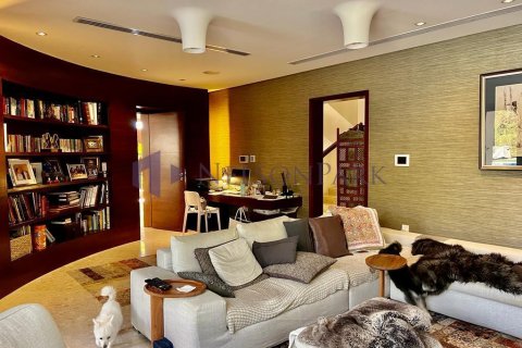 Villa de 5 chambres à Doha, Qatar No. 58379 28