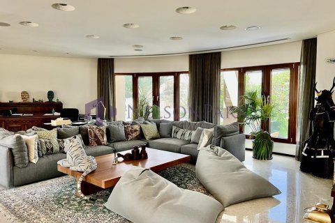 Villa de 5 chambres à Doha, Qatar No. 58379 4