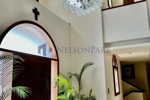 Villa de 5 chambres à Doha, Qatar No. 58379 24