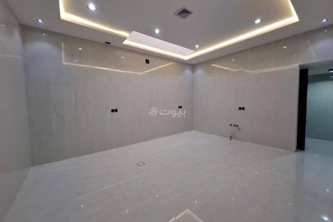 Villa de 5 dormitorios en Riyadh, Saudi Arabia No. 60322 22