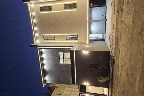5 bedrooms Apartment in Riyadh, Saudi Arabia No. 60321