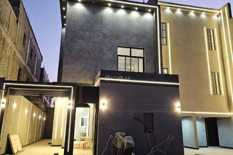 3 bedrooms Apartment in Riyadh, Saudi Arabia No. 60319