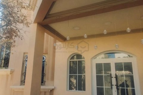 6 bedrooms Villa in Galali, Bahrain No. 59383 6