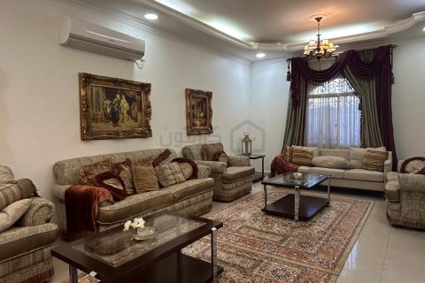Вилла с 6 спальнями в Galali, Бахрейн №59383