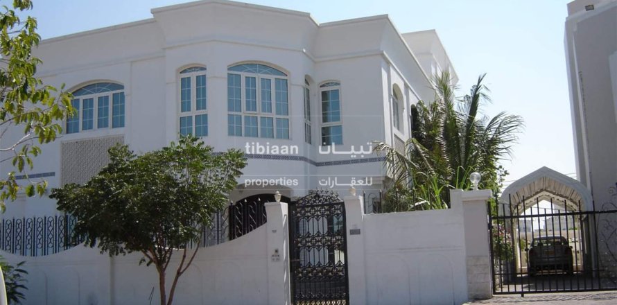 Studio Villa in Muscat, Oman No. 53867