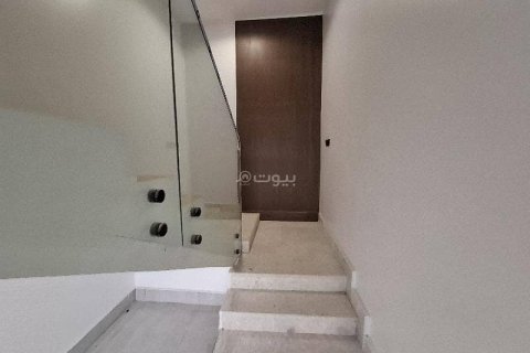Квартира с 4 спальнями в Эр-Рияд, Саудовская Аравия №69166 4