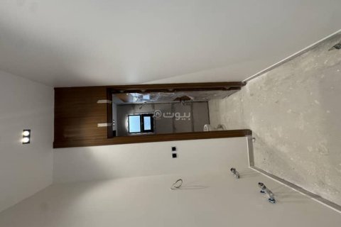 5 bedrooms Apartment in Riyadh, Saudi Arabia No. 69163 18