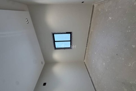 5 bedrooms Apartment in Riyadh, Saudi Arabia No. 69163 12