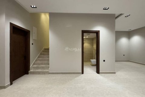 4 bedrooms Villa in Riyadh, Saudi Arabia No. 69164 7