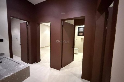 Квартира с 4 спальнями в Эр-Рияд, Саудовская Аравия №69168 11