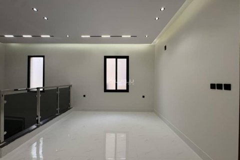 Villa de 5 dormitorios en Riyadh, Saudi Arabia No. 69165 24