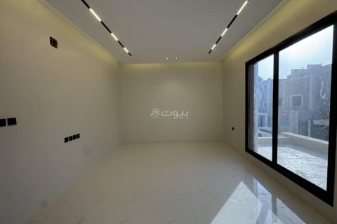 Villa de 5 dormitorios en Riyadh, Saudi Arabia No. 69165 7