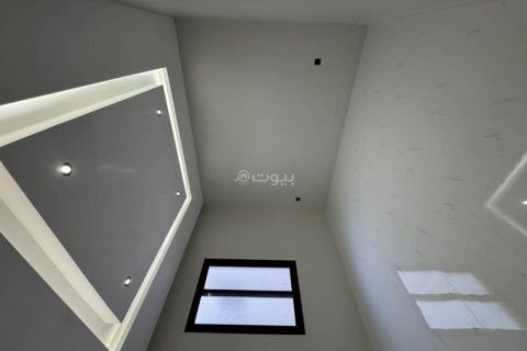 Villa de 5 dormitorios en Riyadh, Saudi Arabia No. 69165 17