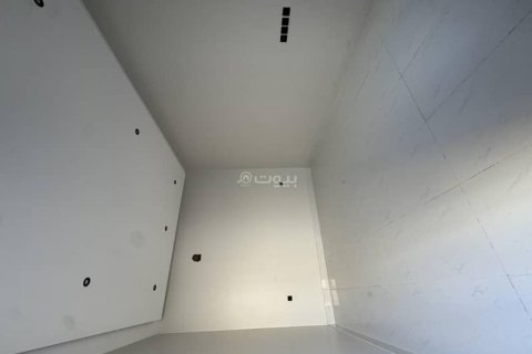 Villa de 5 dormitorios en Riyadh, Saudi Arabia No. 69165 12