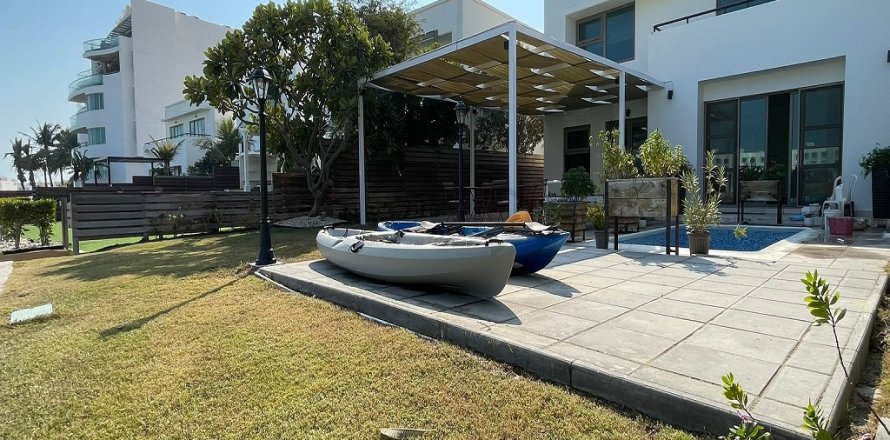 Villa de 5 chambres à Amwaj Islands, Bahrain No. 59568