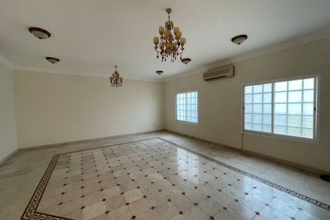 Villa de 2 chambres à Muscat, Oman No. 61435 3