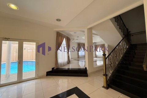Villa de 6 chambres à Doha, Qatar No. 58314 15