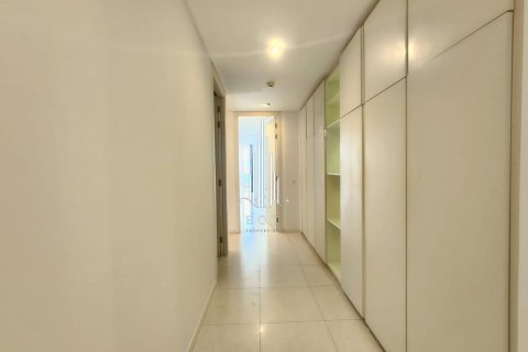 Apartment de 4 dormitorios en Corniche Road, UAE No. 34489 11