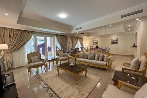 2 غرف نوم شقة في الدوحة, Qatar رقم 57049
