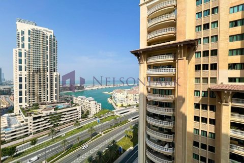 Apartment de 3 dormitorios en Doha, Qatar No. 56588