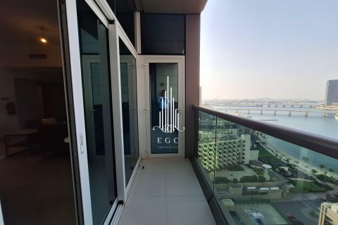 3 غرف نوم شقة في Tourist Club Area, الإمارات العربية المتحدة رقم 24622